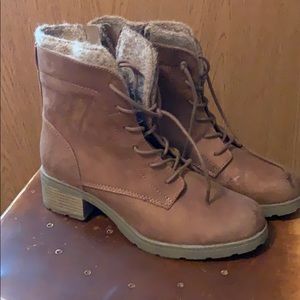 Women boots
